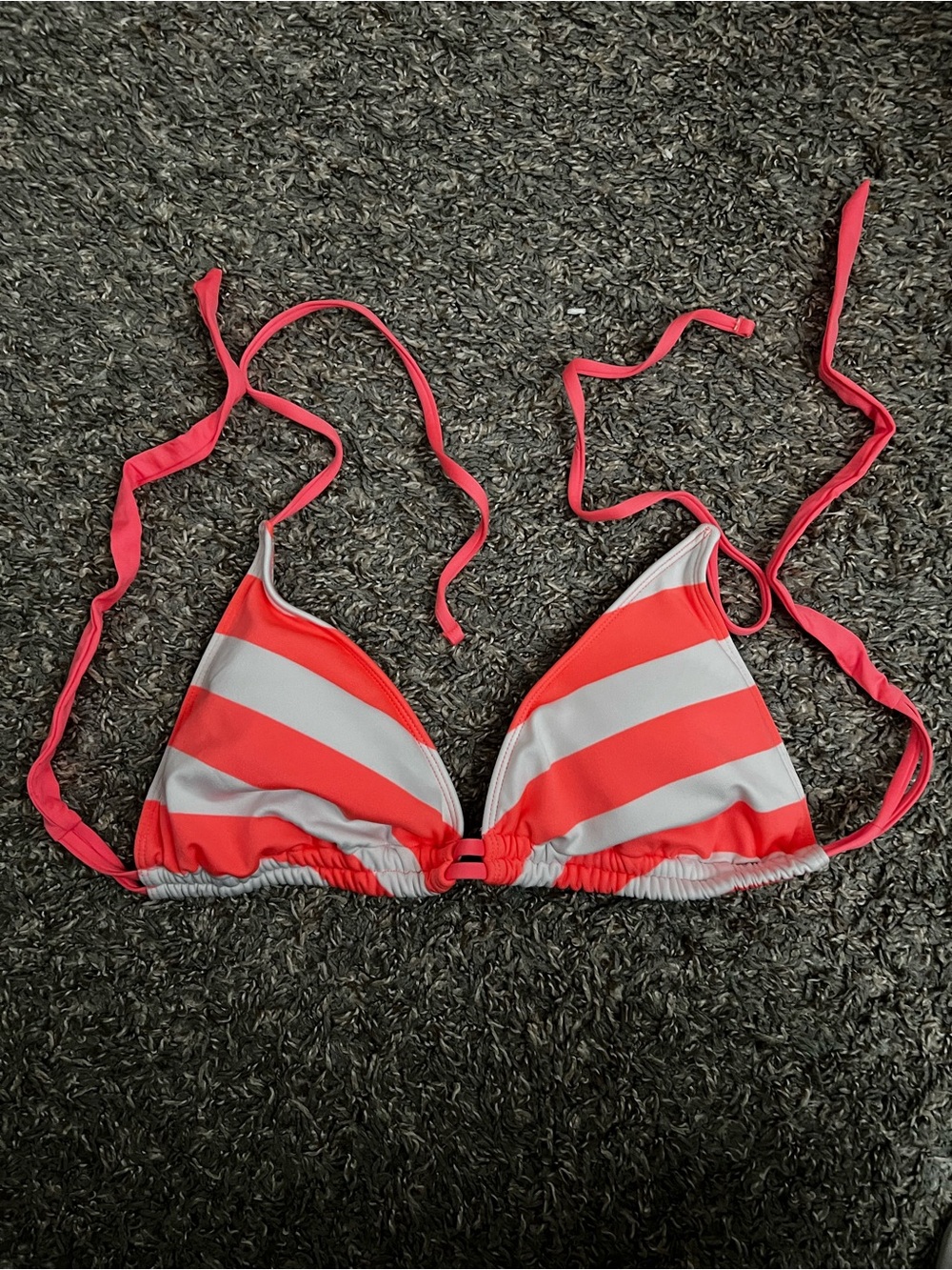 Women’s swimsuit top